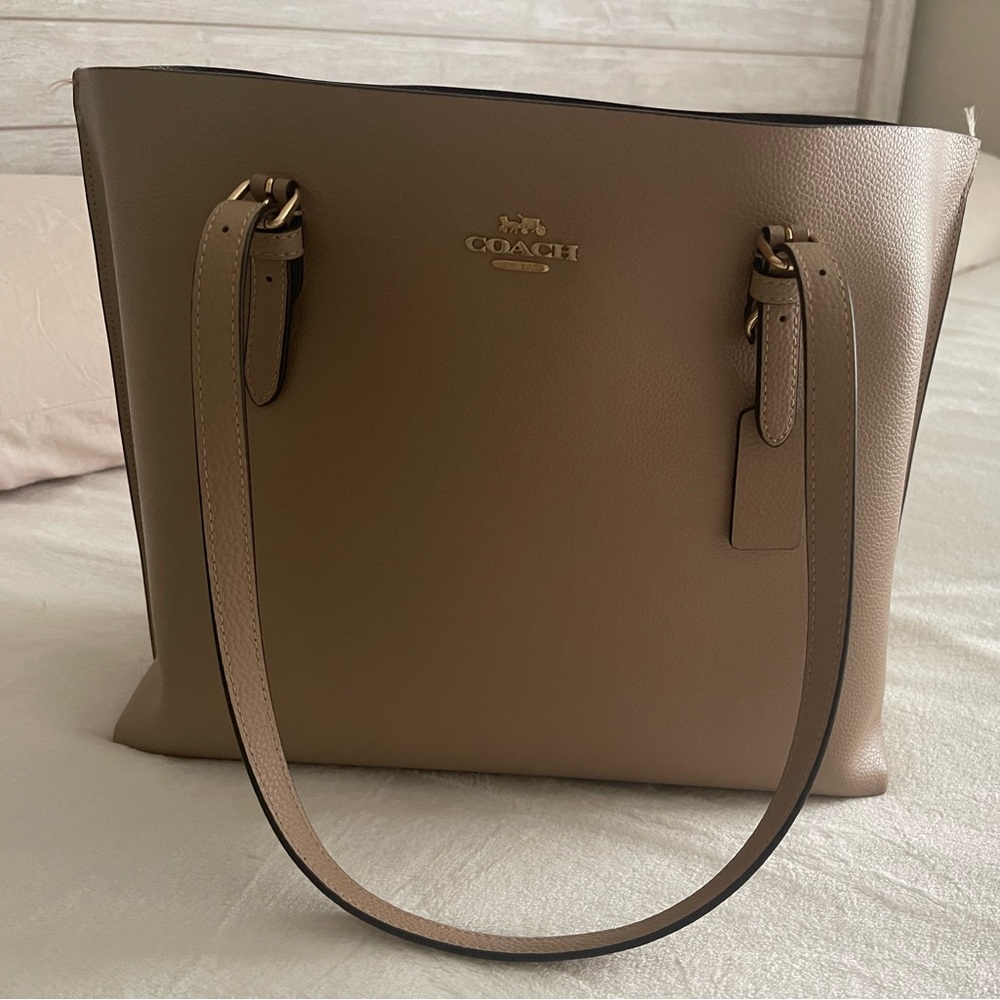Coach Mollie Tote Bag
